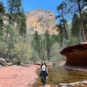 Meet your Posher, Kelly